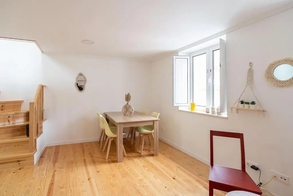 Cozy Bohemian Duplex-Lemon Apartman Lisboa