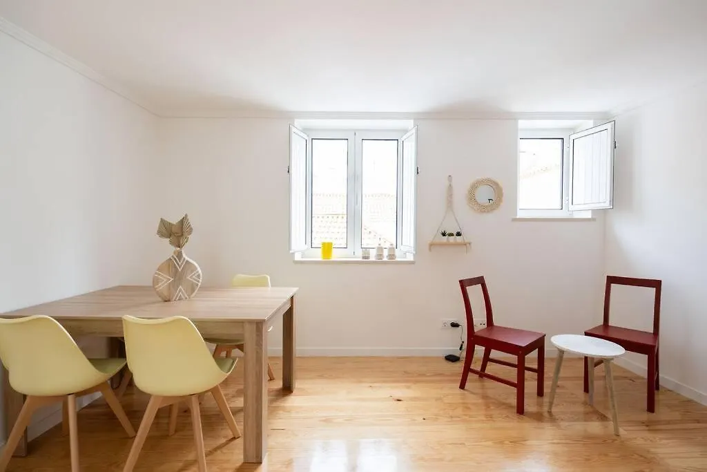 Cozy Bohemian Duplex-Lemon Apartman Lisboa 0*,  Portugália